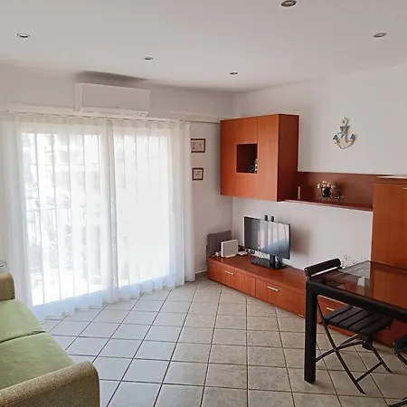 Mila Apartment *